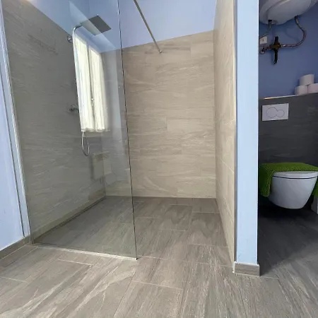 Pardo Bar Πανσιόν *