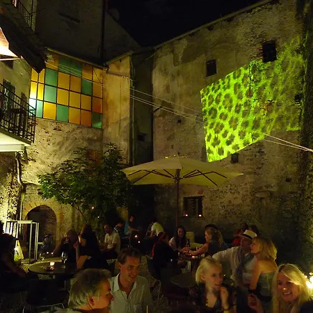 בית הארחה Pardo Bar *