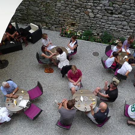 Πανσιόν Pardo Bar