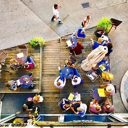 Πανσιόν Pardo Bar