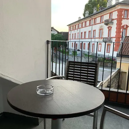 Pardo Bar Πανσιόν